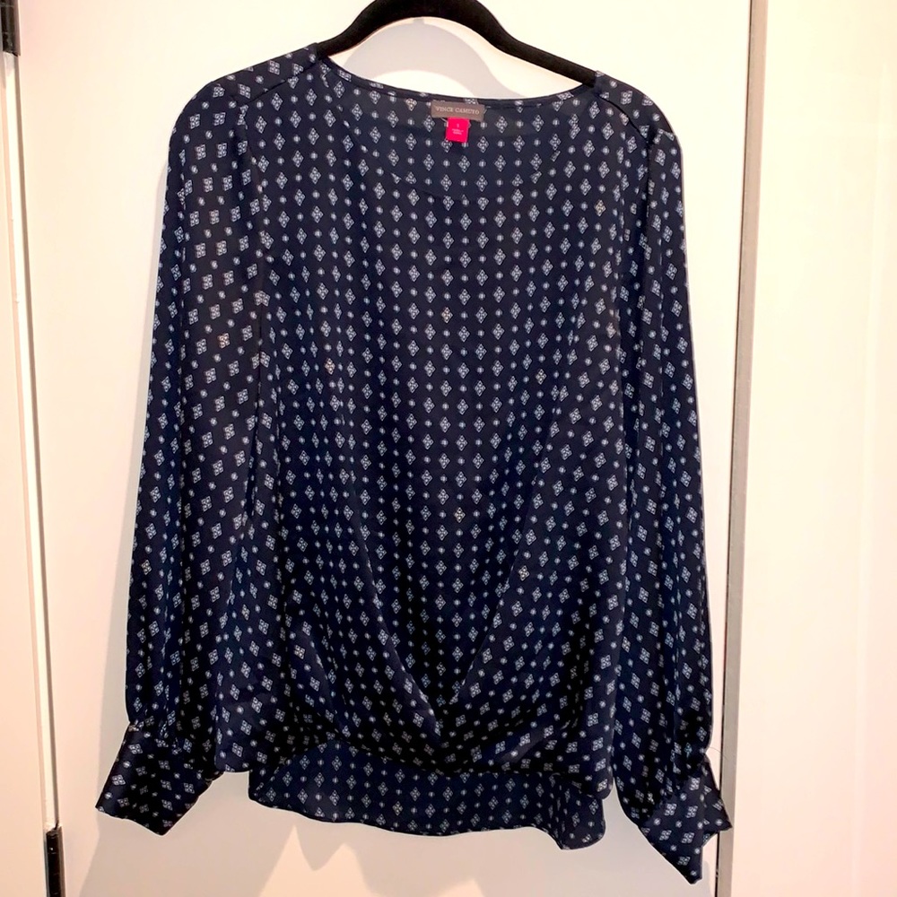 Vince Camuto navy top